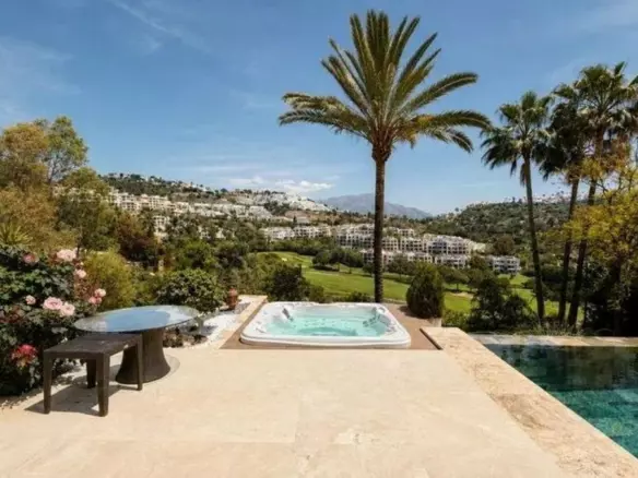 6-bedroom Villa In Benahavis, Spain (746 M²)