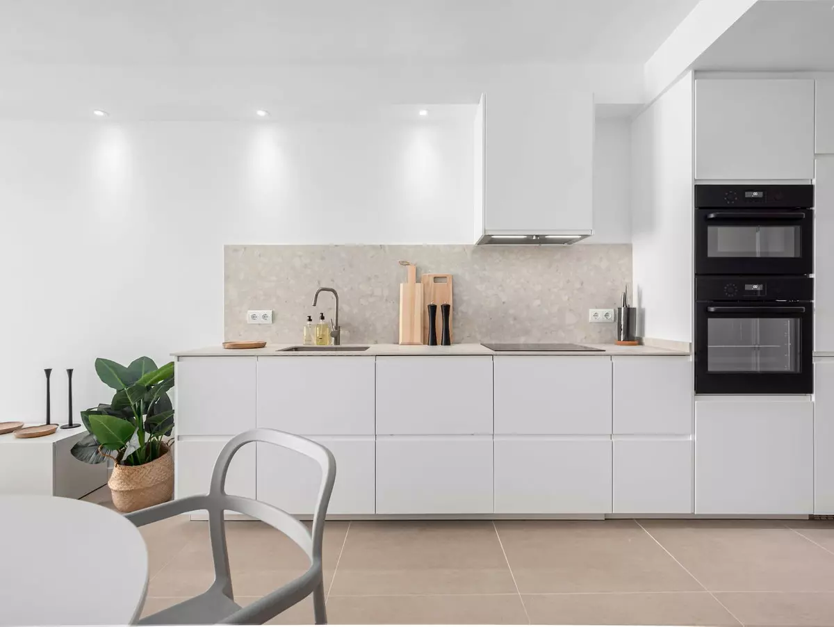 2-bedroom Apartment In Marbella, Spain (107 M²)