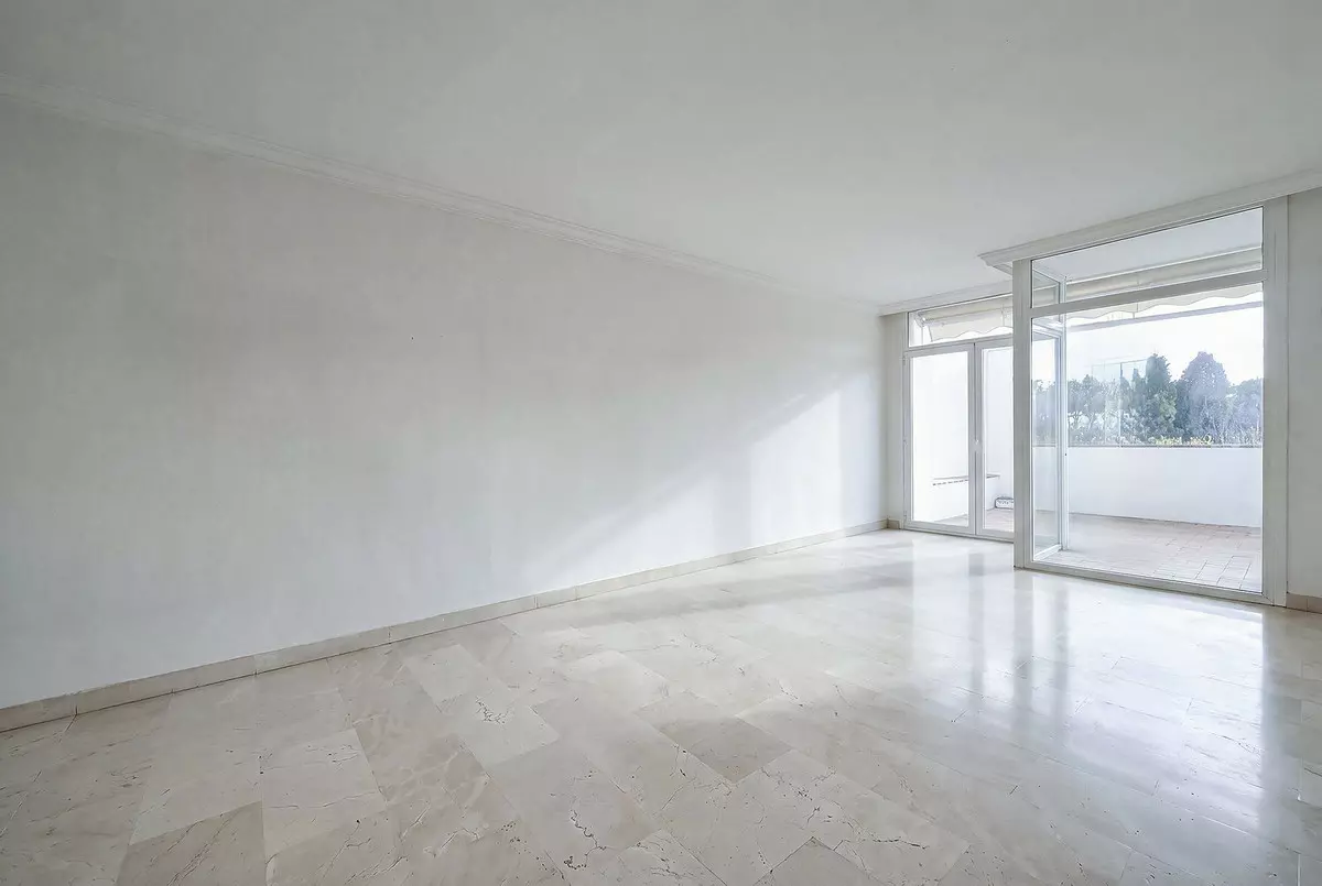 2-bedroom Apartment In Benahavis, Spain (104 M²)