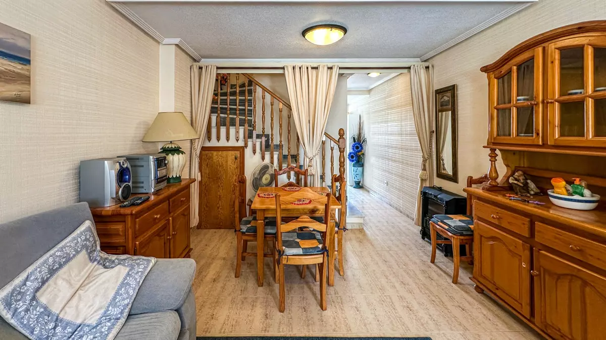 2-bedroom Town House In Orihuela, Spain (77 M²)