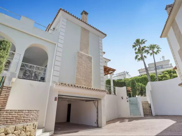 5-bedroom Villa In Mijas, Spain (342 M²)