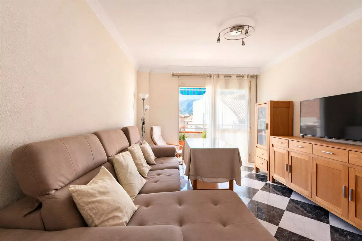 3-bedroom Apartment In Fuengirola, Spain (92 M²)
