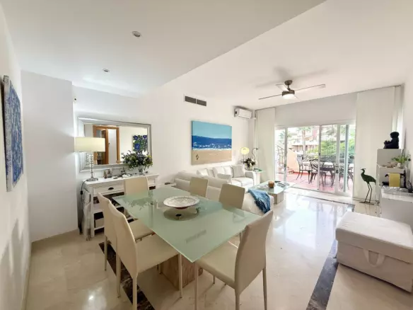 3-bedroom Apartment In Estepona, Spain (107 M²)