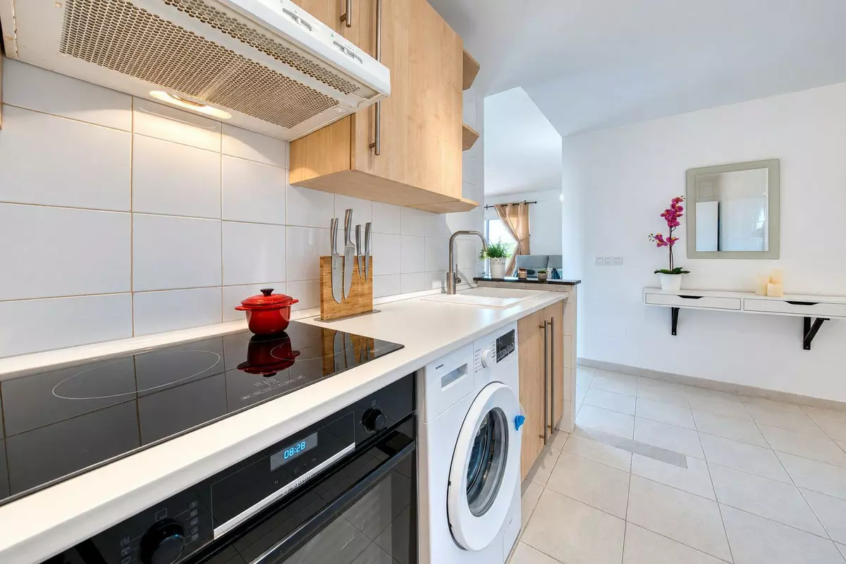 2-bedroom Apartment In Fuengirola, Spain (85 M²)