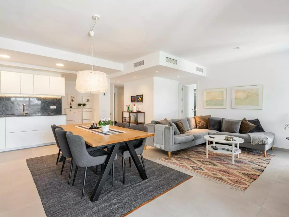 3-bedroom Apartment In Marbella, Spain (136 M²)