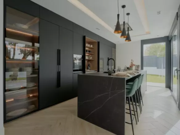 5-bedroom Villa In Benahavis, Spain (632 M²)