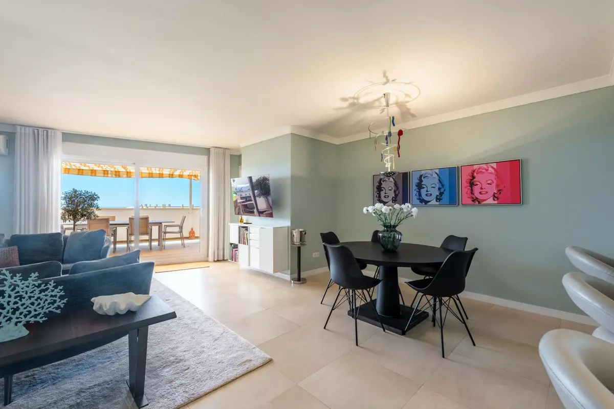 2-bedroom Apartment In Marbella, Spain (138 M²)