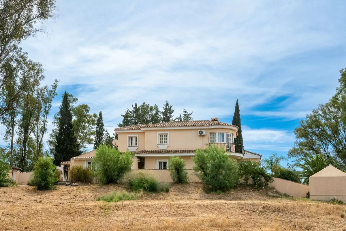6-bedroom Country House In Mijas, Spain (542 M²)