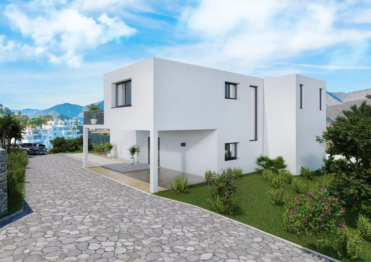 4-bedroom Villa In Marbella, Spain (328 M²)
