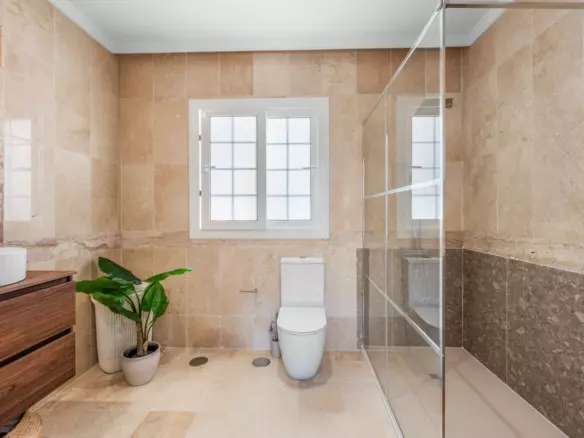 3-bedroom Villa In Marbella, Spain (204 M²)