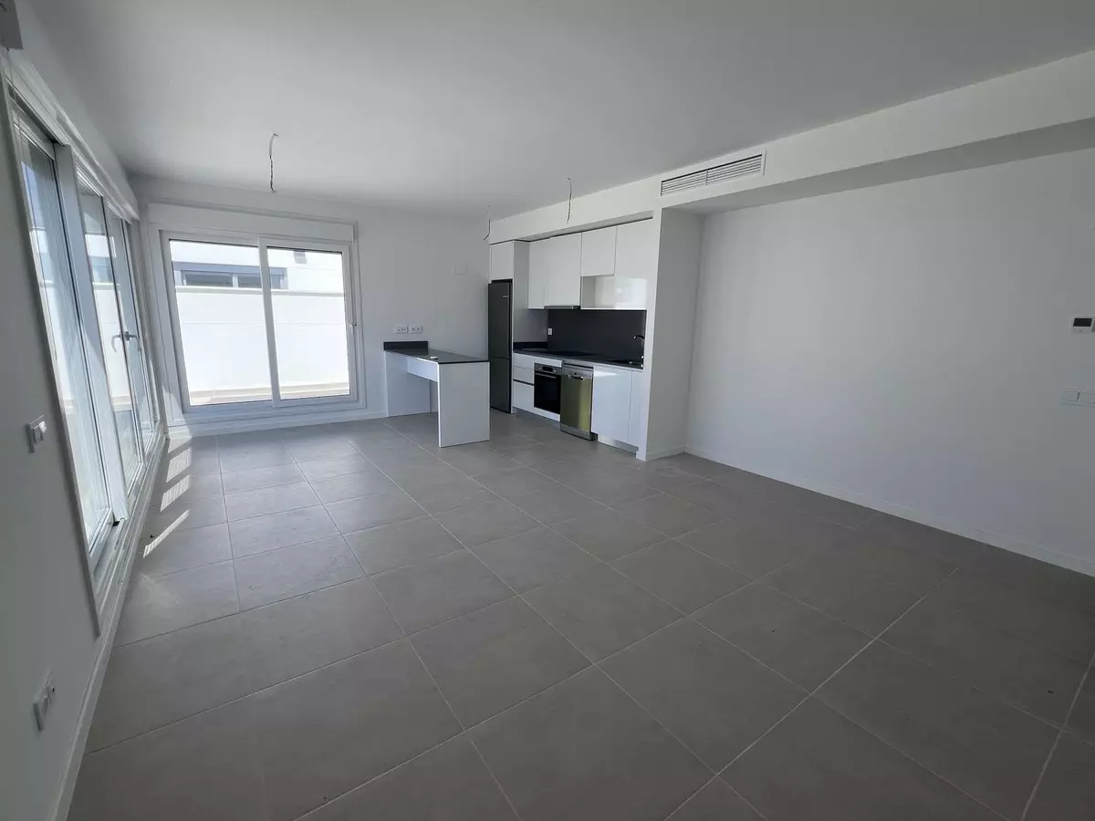 3-bedroom Apartment In Estepona, Spain (126 M²)