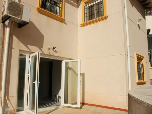 5-bedroom Villa In Orihuela, Spain (178 M²)