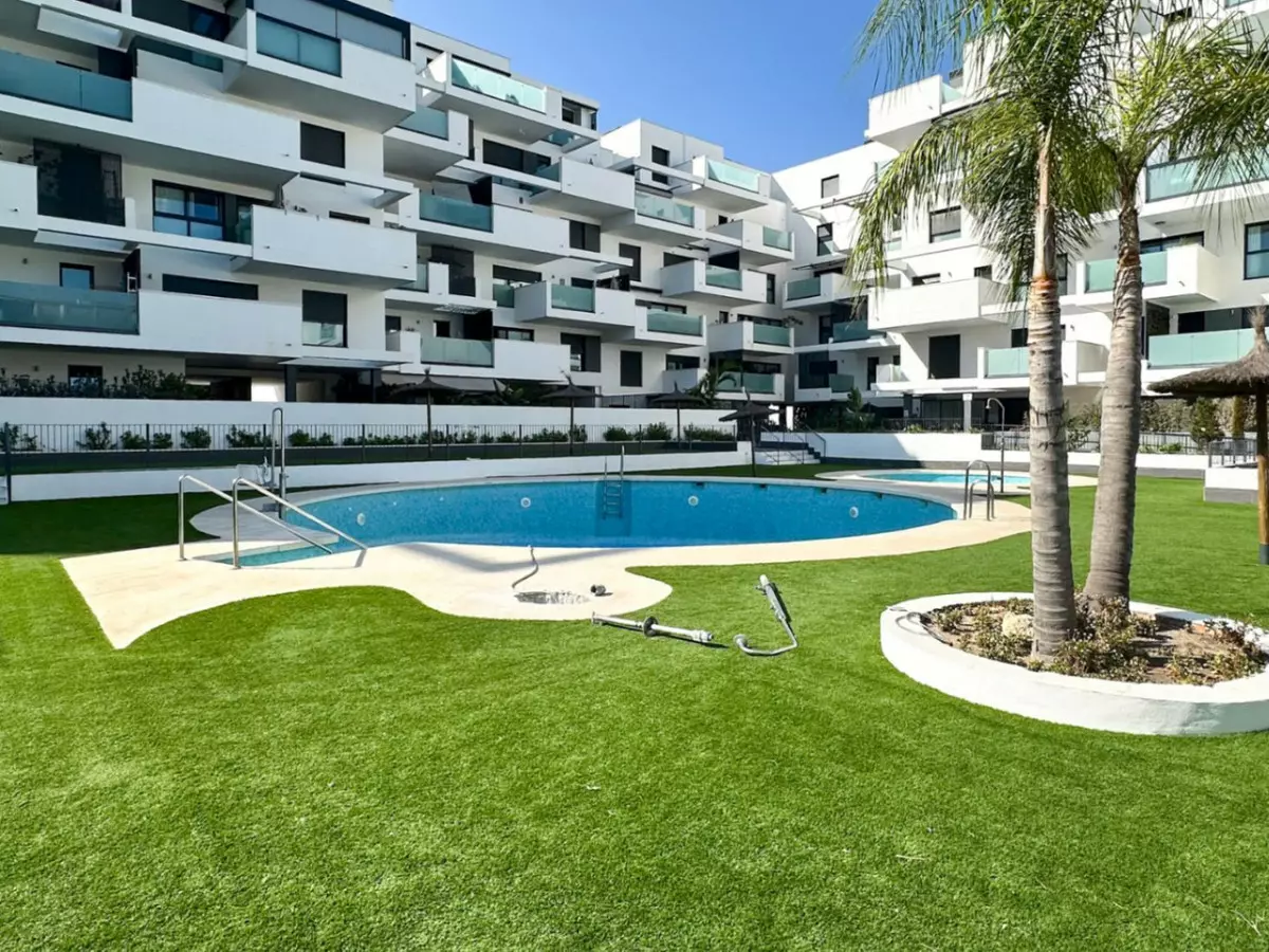 3-bedroom Apartment In Torremolinos, Spain (212 M²)
