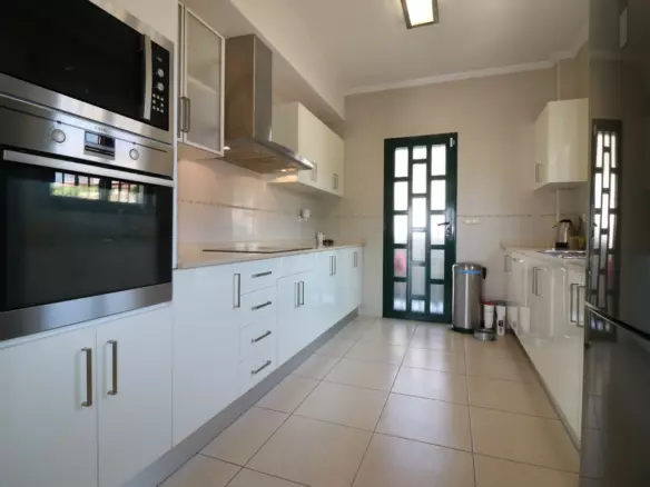 4-bedroom Villa In Rojales, Spain (175 M²)