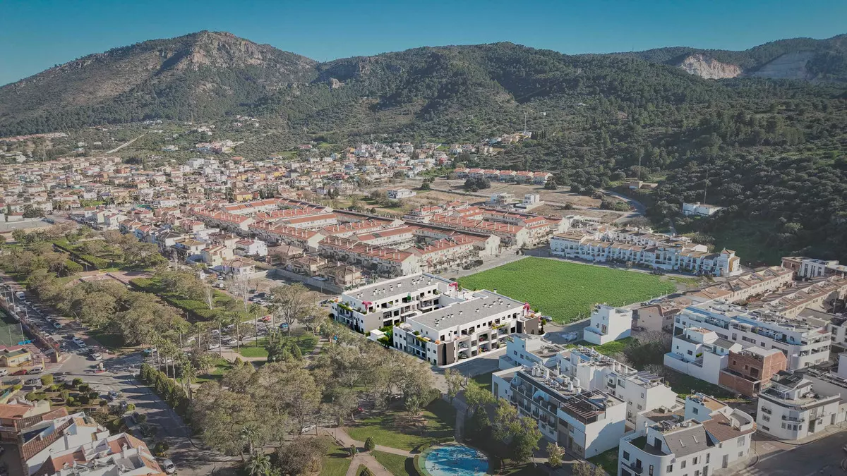 2-bedroom Apartment In Alhaurín De La Torre, Spain (77 M²)