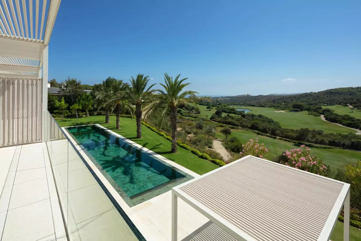5-bedroom Villa In Casares, Spain (752 M²)