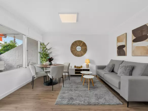 2-bedroom Apartment In Orihuela, Spain (56 M²)