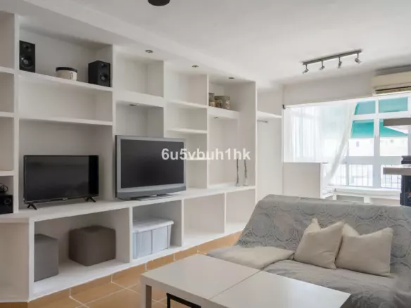 2-bedroom Apartment In Fuengirola, Spain (110 M²)