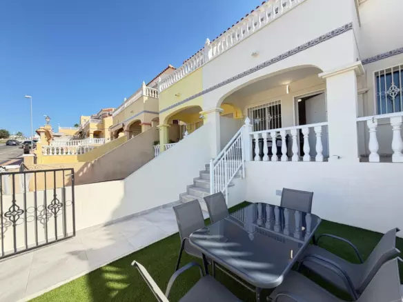 3-bedroom Town House In Orihuela, Spain (80 M²)