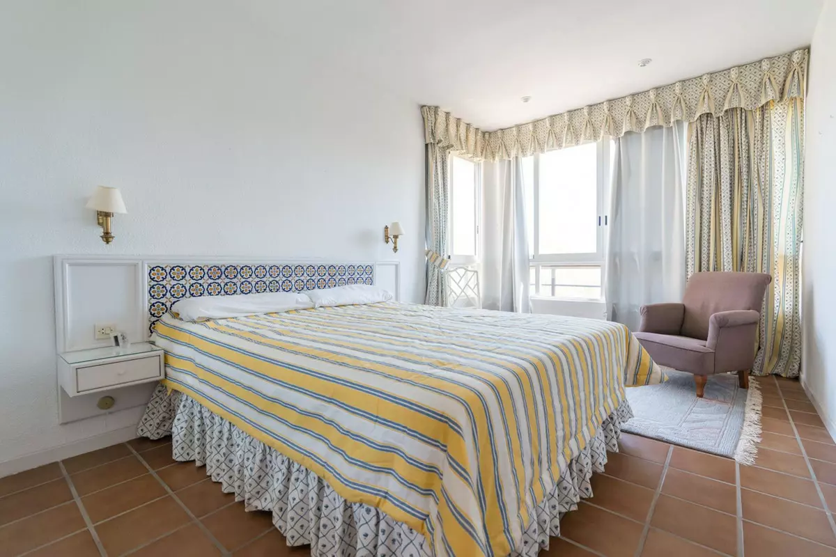 2-bedroom Apartment In Marbella, Spain (85 M²)