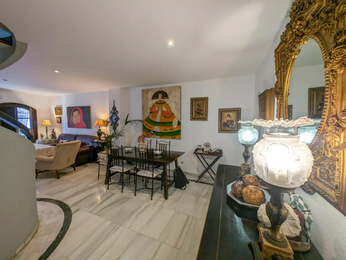 3-bedroom Apartment In Marbella, Spain (150 M²)