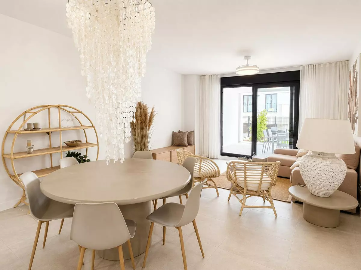 3-bedroom Apartment In Estepona, Spain (101 M²)