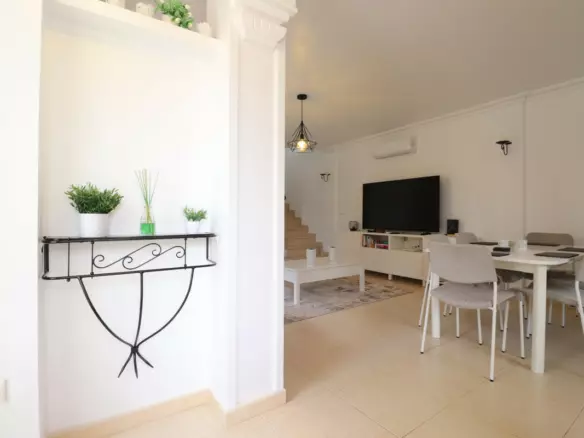 3-bedroom Semi In Los Montesinos, Spain (100 M²)