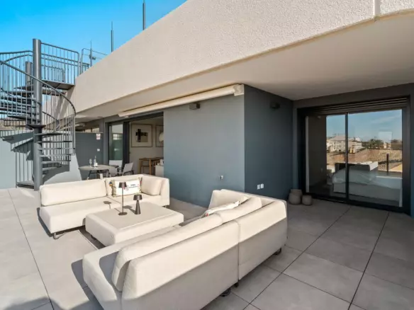 3-bedroom Apartment In Estepona, Spain (91 M²)