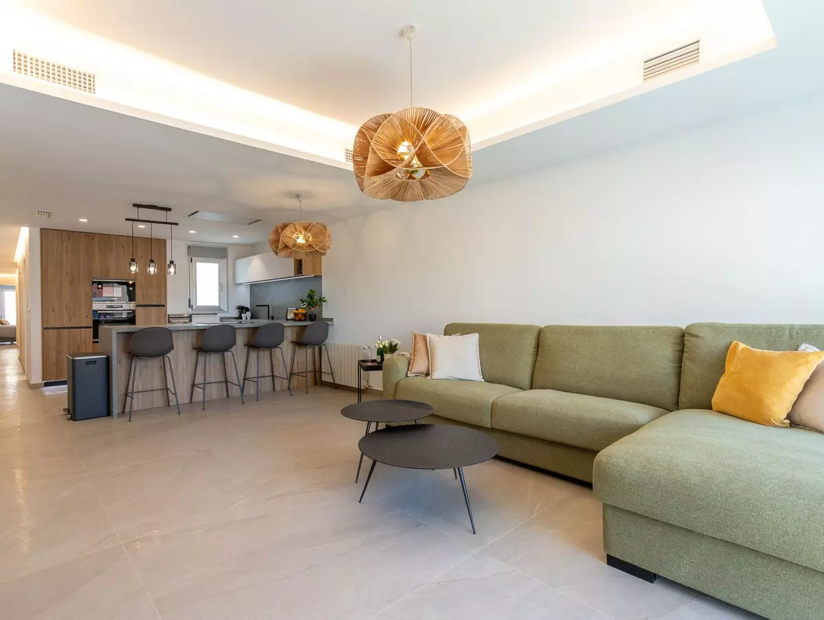 ShowFeedImage-7af1b2 2-bedroom Apartment In Torrevieja, Spain (106 M²)