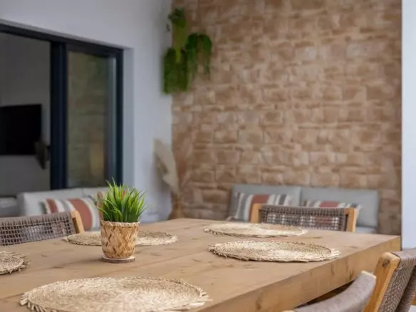 3-bedroom Villa In Dolores, Spain (150 M²)