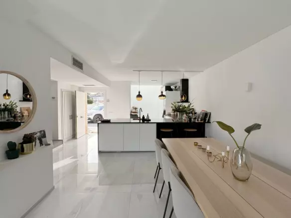 3-bedroom Town House In Marbella, Spain (149 M²)
