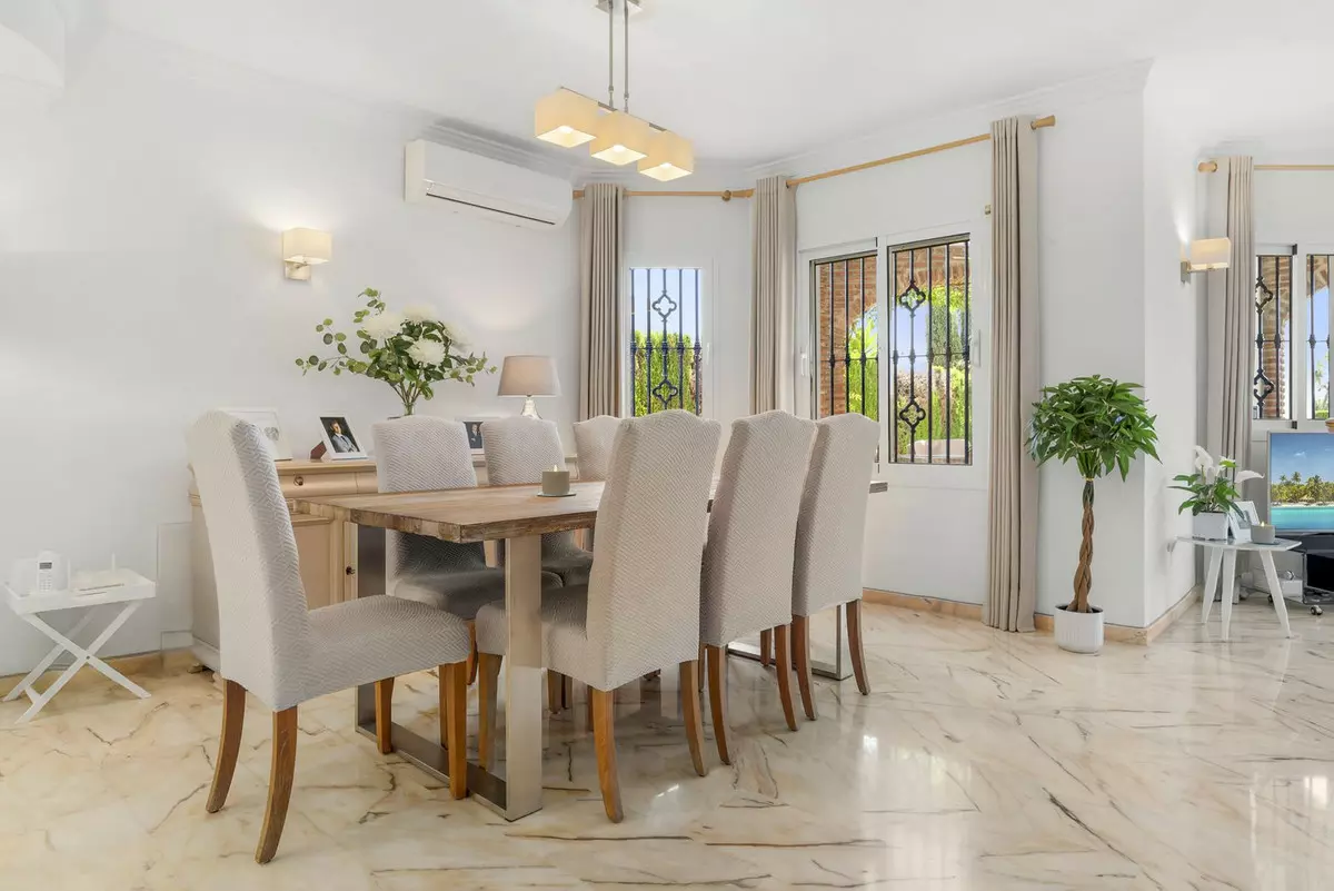 3-bedroom Villa In Mijas, Spain (181 M²)
