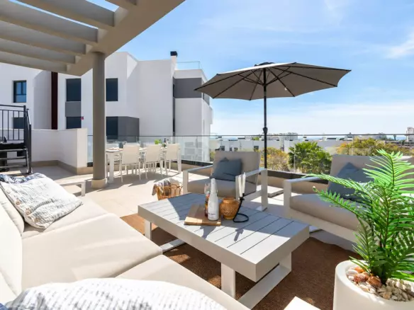 2-bedroom Apartment In Estepona, Spain (99 M²)