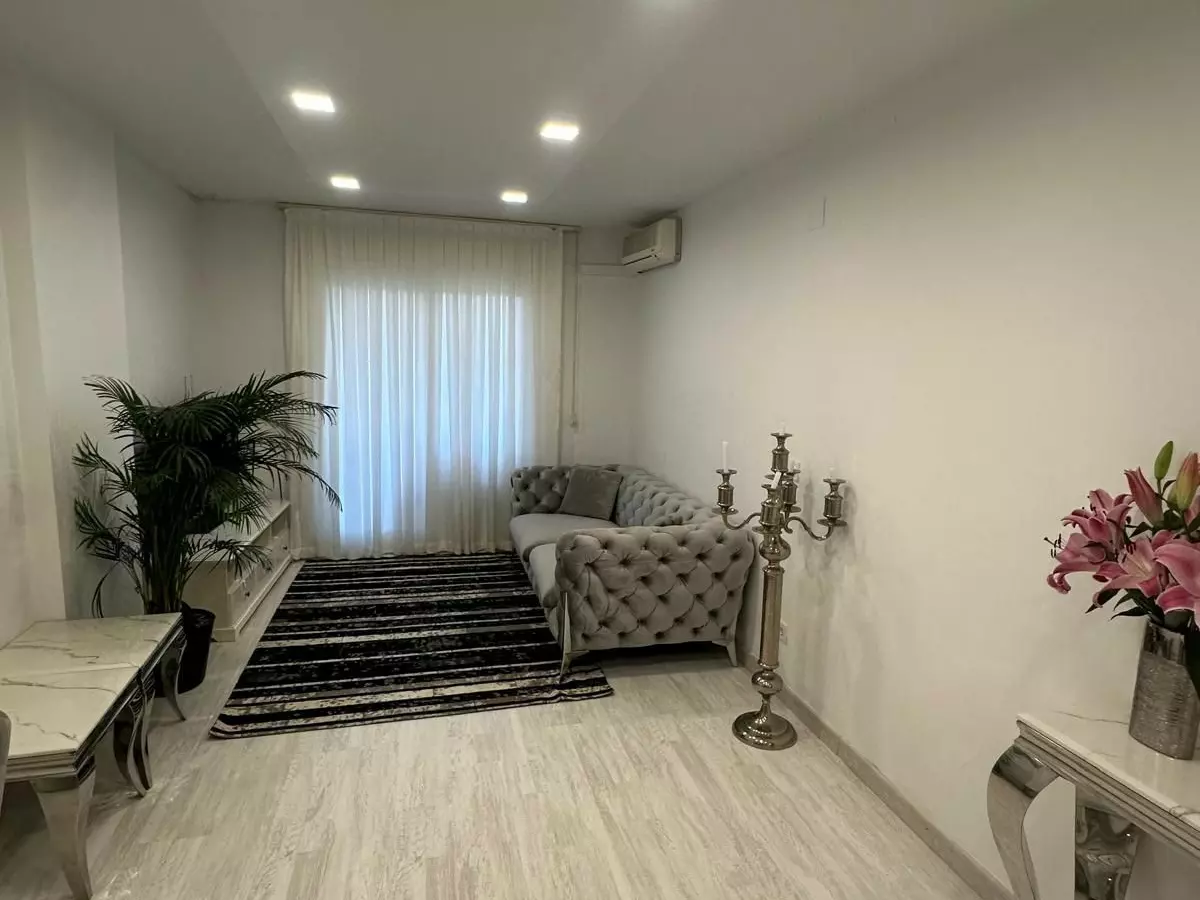 2-bedroom Apartment In Benalmádena, Spain (80 M²)