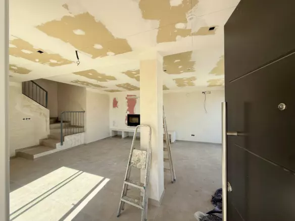 2-bedroom Villa In Estepona, Spain (124 M²)