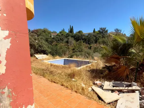 5-bedroom Villa In Marbella, Spain (525 M²)