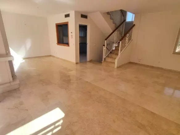 3-bedroom Town House In Marbella, Spain (209 M²)