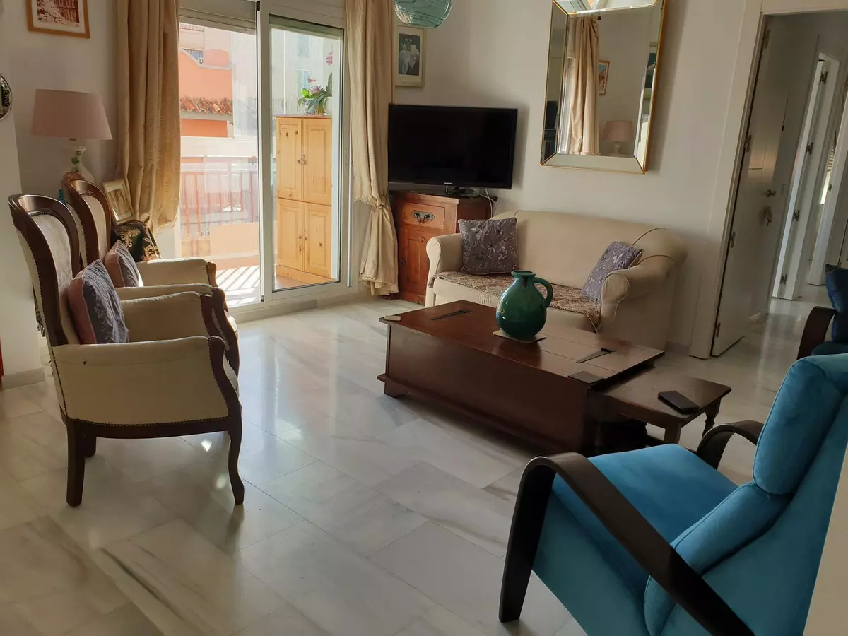 3-bedroom Apartment In Fuengirola, Spain (82 M²)