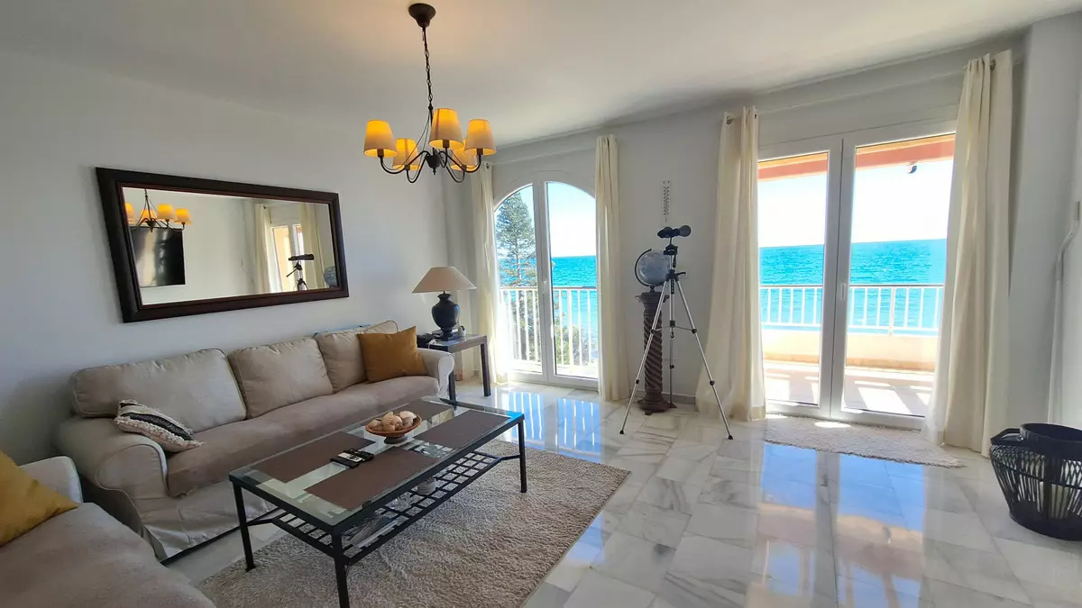 2-bedroom Apartment In Estepona, Spain (114 M²)