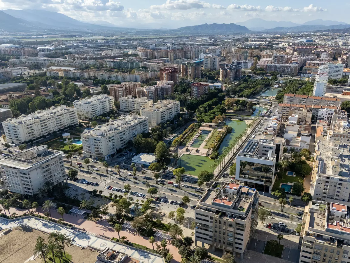 2-bedroom Apartment In Málaga, Spain (93 M²)
