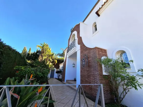 4-bedroom Villa In Marbella, Spain (404 M²)