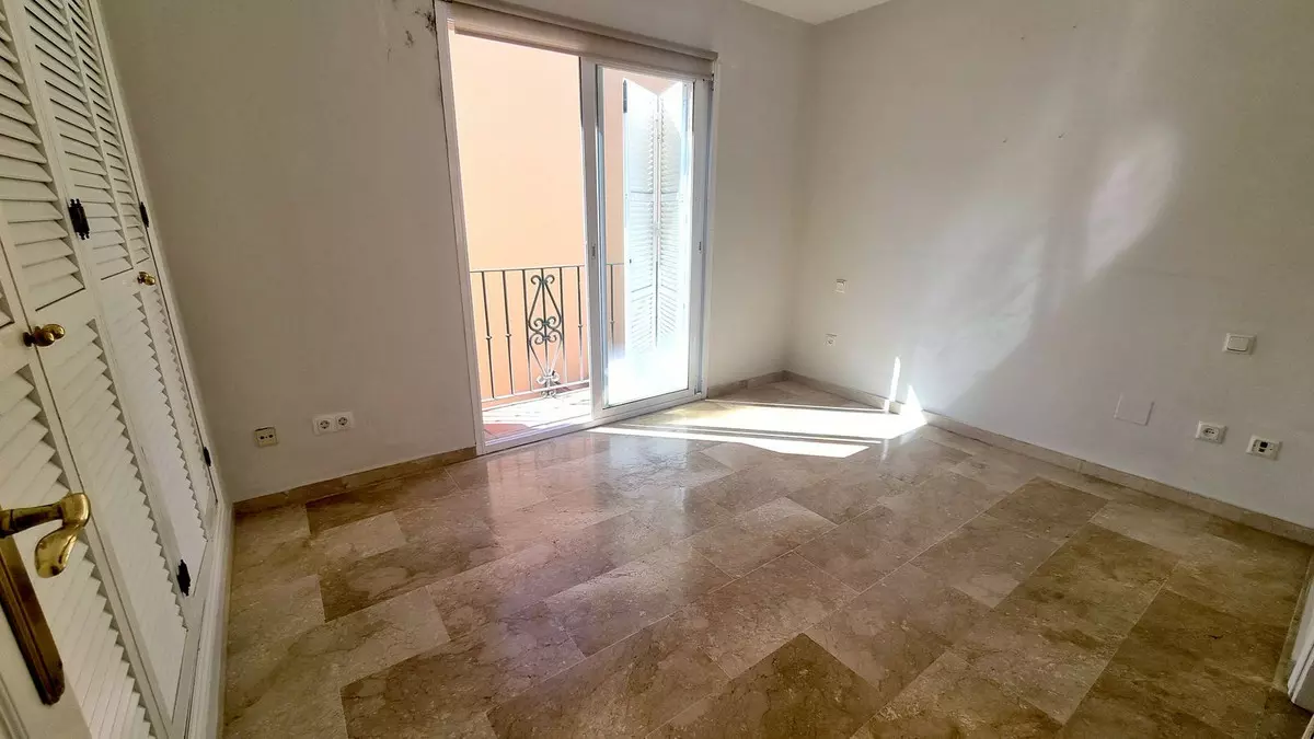 3-bedroom Town House In Marbella, Spain (209 M²)