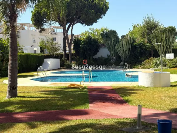 3-bedroom Apartment In Estepona, Spain (124 M²)