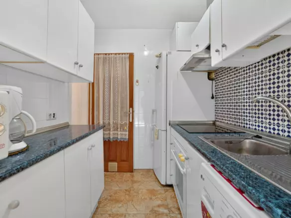 3-bedroom Town House In Torrevieja, Spain (55 M²)