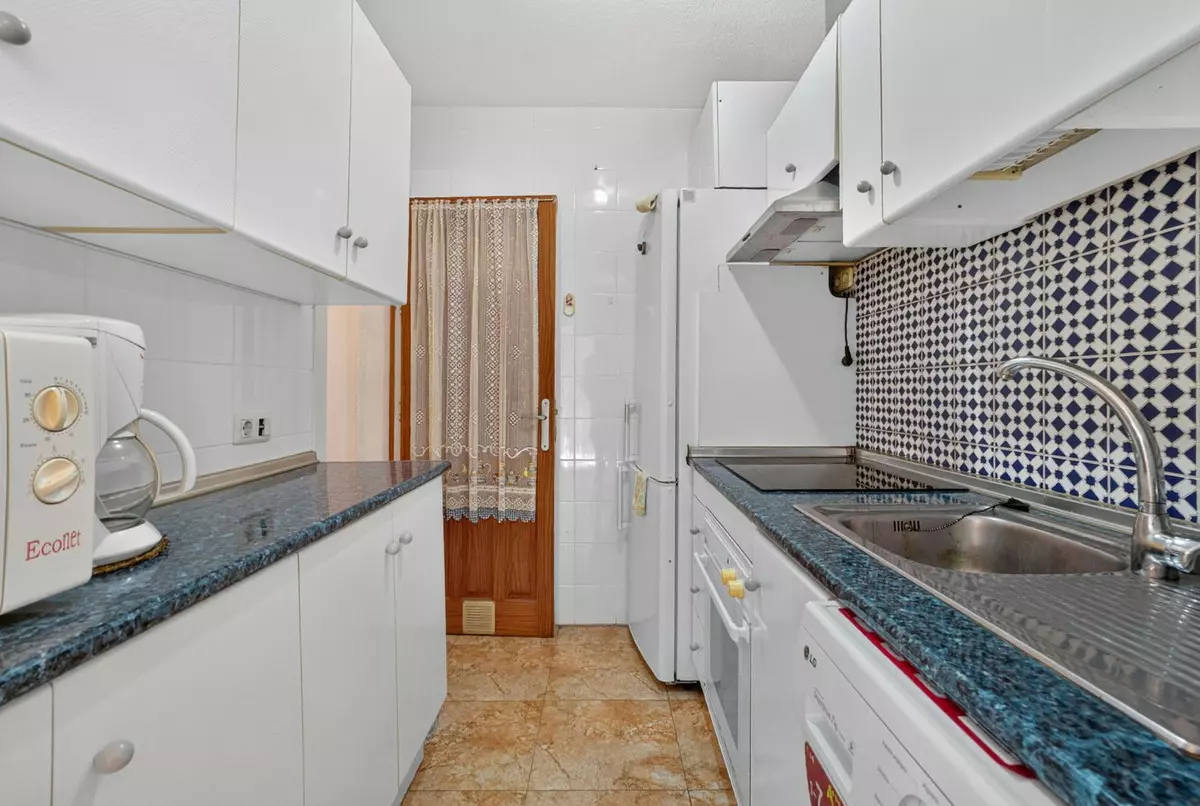 3-bedroom Town House In Torrevieja, Spain (55 M²)