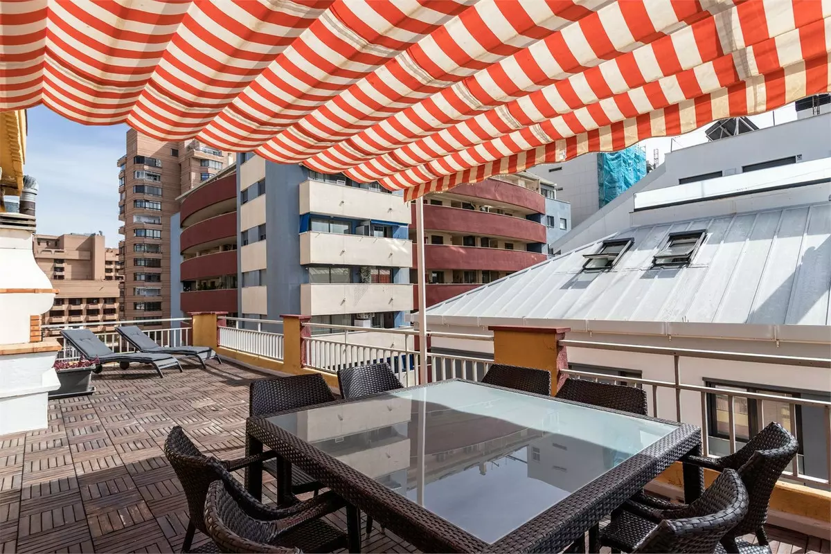 3-bedroom Apartment In Fuengirola, Spain (141 M²)