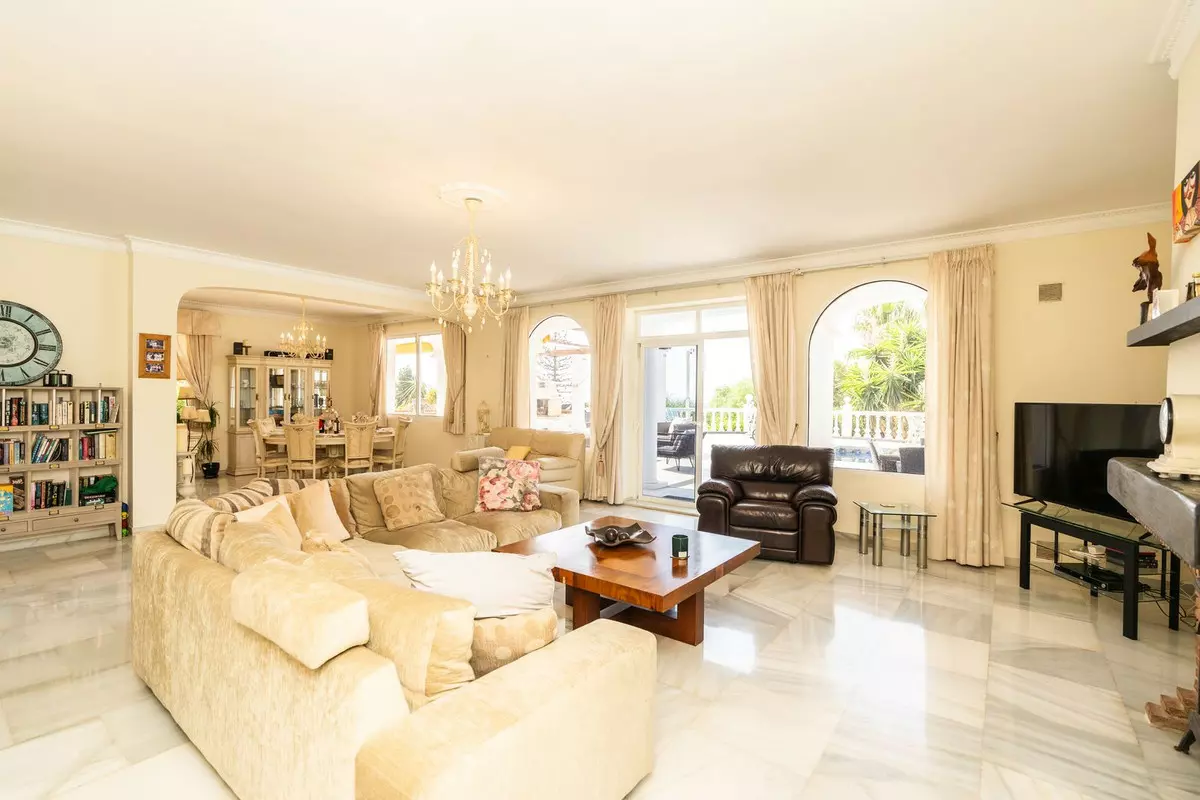 5-bedroom Villa In Mijas, Spain (627 M²)