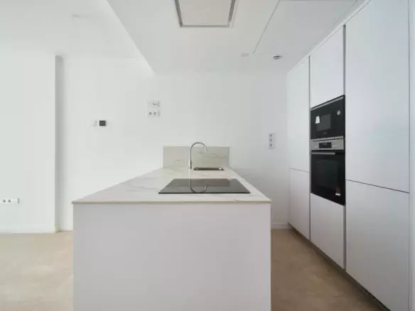 2-bedroom Apartment In Fuengirola, Spain (69 M²)