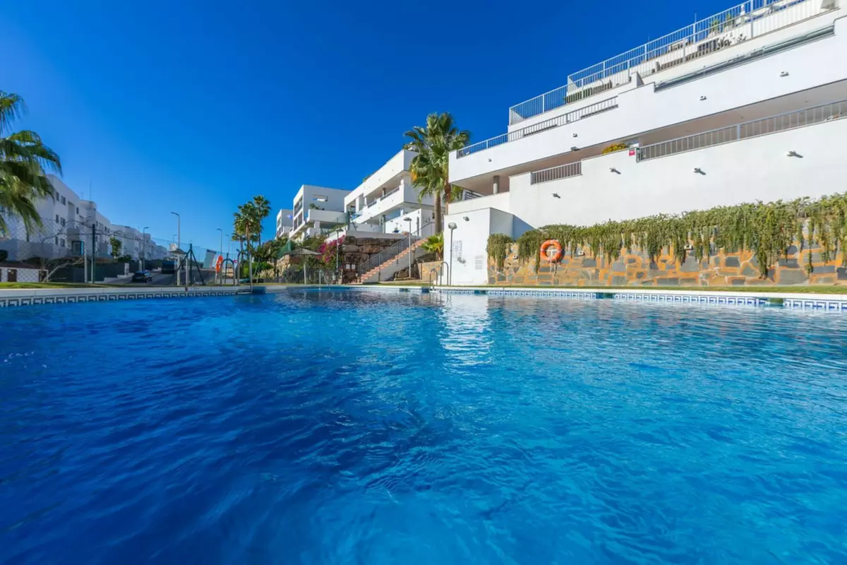 2-bedroom Apartment In Casares, Spain (98 M²)