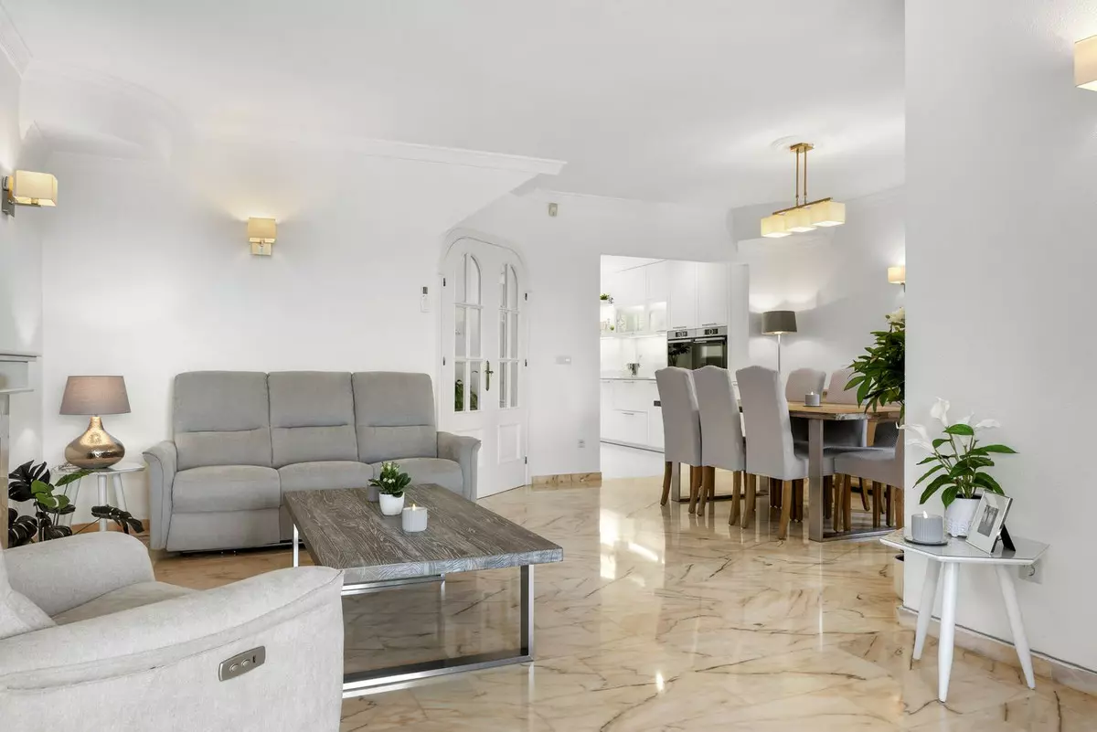 3-bedroom Villa In Mijas, Spain (181 M²)
